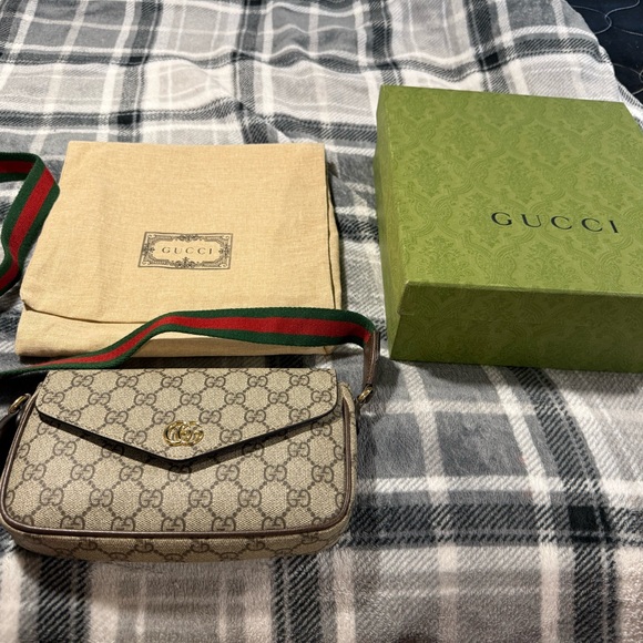 Gucci Brown Monogram Shoulder Bag - Picture 1 of 3
